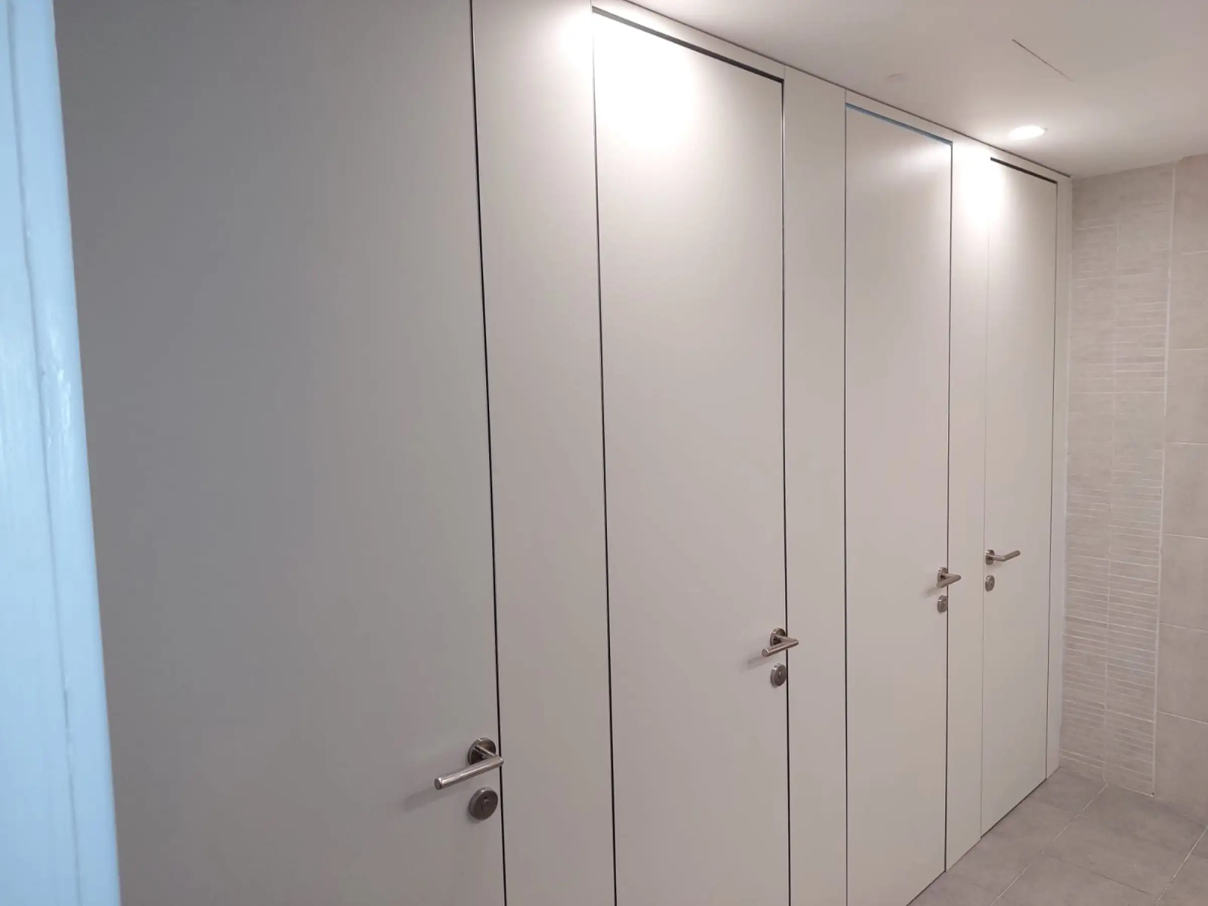 apple-haifa-partitions-2